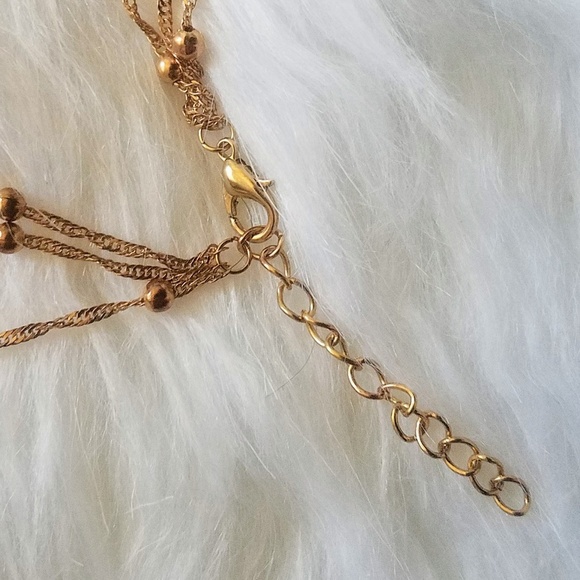 THREE LAYER SILVER CHAIN NECKLACE AND EARRINGS - Picture 5 of 5